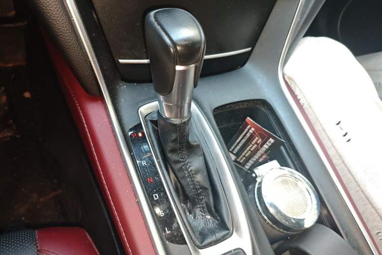 Used Honda Inspire 2022 260TURBO Jingyue Version Gear Lever
