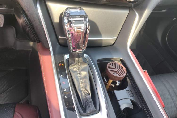 Used Honda Inspire 2022 260TURBO Jingyue Version Gear Lever