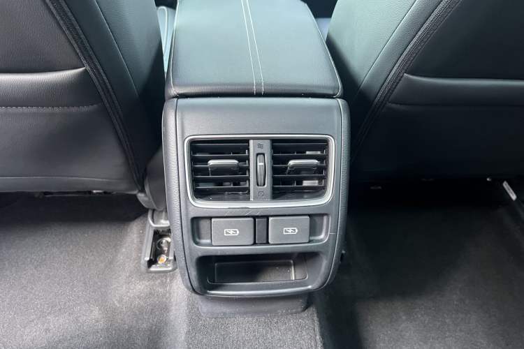 Used Honda Inspire 2022 260TURBO Elegant Edition Interior 4