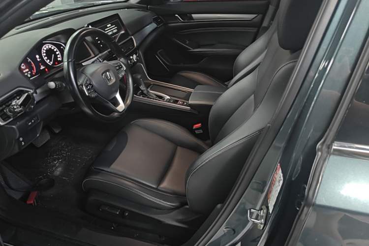 Used Honda Inspire 2022 260TURBO Elegant Edition Left Front Seat