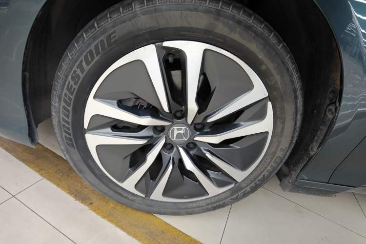 Used Honda Inspire 2022 Lingpai Hybrid 2.0L Pure Elegant Edition Left Front Wheel Hub