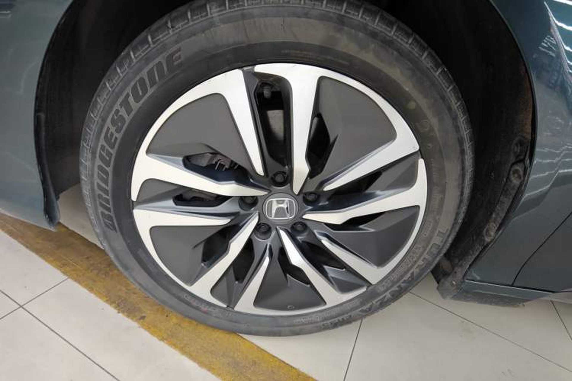 Used Honda Inspire 2022 Lingpai Hybrid 2.0L Pure Elegant Edition Left Front Wheel Hub