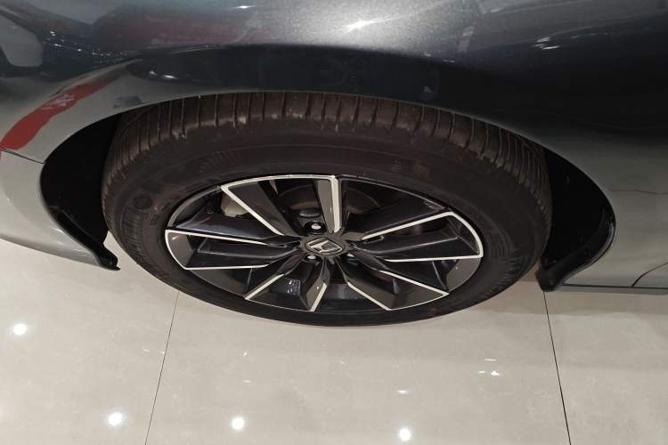 Used Honda Inspire 2022 260TURBO Elegant Edition Left Front Wheel Hub