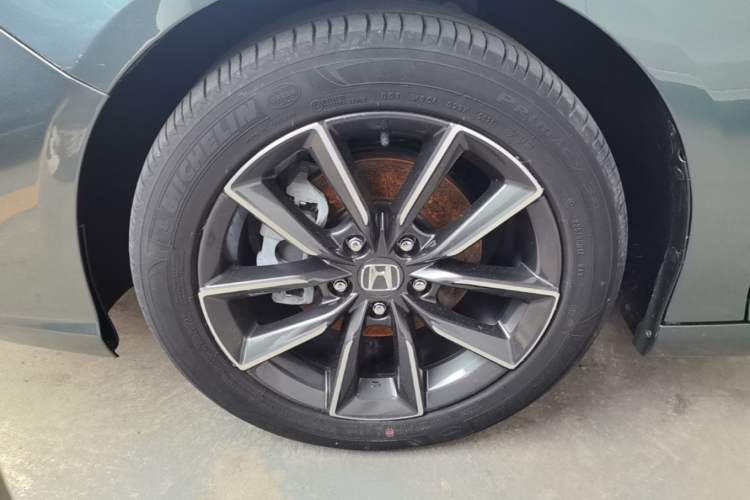 Used Honda Inspire 2022 260TURBO Elegant Edition Left Front Wheel Hub