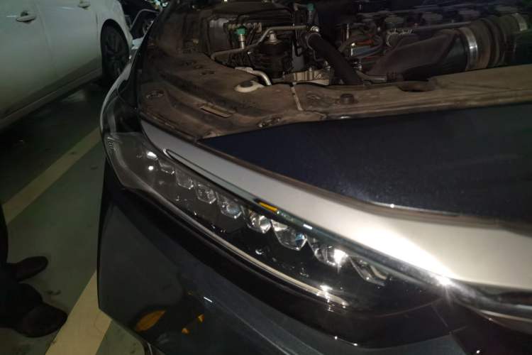 Used Honda Inspire 2022 260TURBO Elegant Edition Right Front Headlight