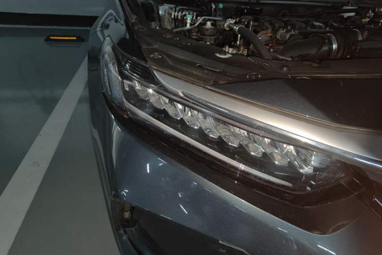 Used Honda Inspire 2022 260TURBO Elegant Edition Right Front Headlight