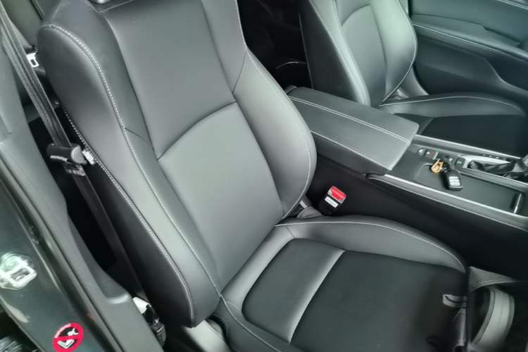 Used Honda Inspire 2022 260TURBO Elegant Edition Right Front Seat