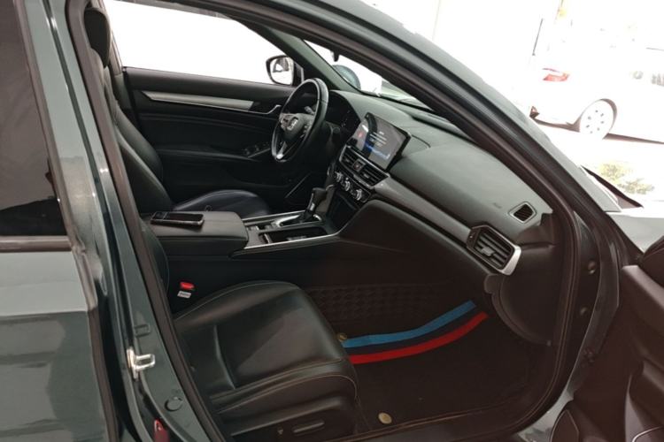 Used Honda Inspire 2022 260TURBO Elegant Edition Right Front Seat