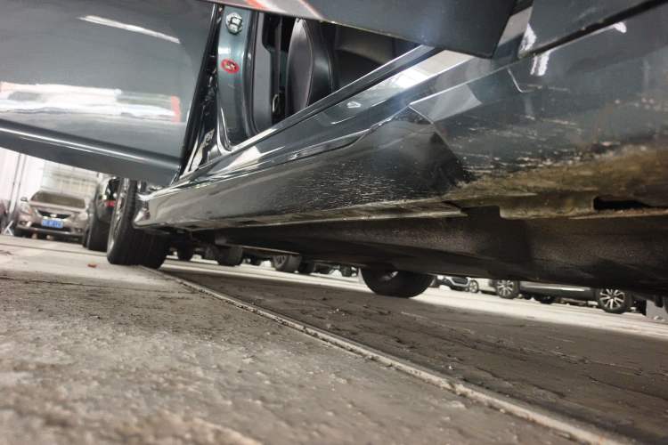 Used Honda Inspire 2022 260TURBO Elegant Edition Right Side Sill