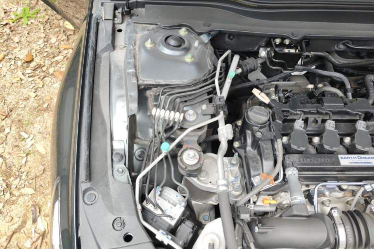 Used Honda Inspire 2022 260TURBO Jingyue Version Engine Bay Right