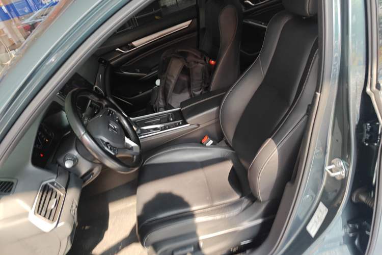 Used Honda Inspire 2022 260TURBO Elegant Edition Left Front Seat