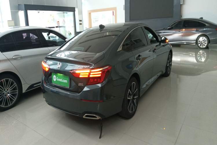 Used Honda Inspire 2022 260TURBO Elegant Edition Rear Right 45 Deg