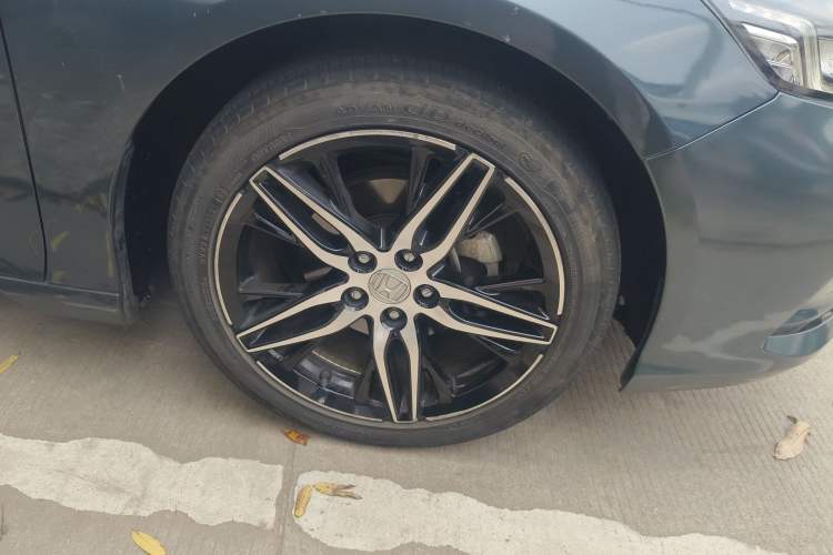 Used Honda Inspire 2022 260TURBO Jingyue Version Right Front Wheel Hub