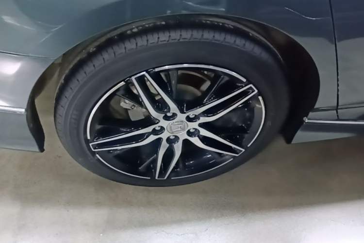 Used Honda Inspire 2022 260TURBO Jingyue Version Right Rear Wheel Hub