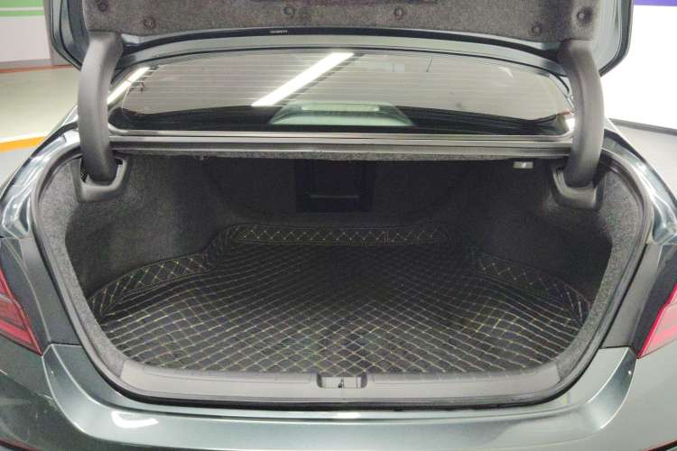 Used Honda Inspire 2022 260TURBO Jingyue Version Trunk