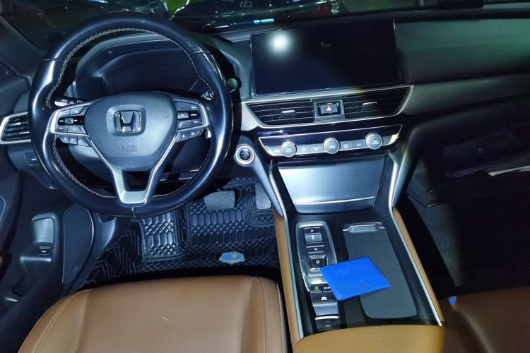 Used Honda Inspire 2022 Lingpai Hybrid 2.0L Pure Elegant Edition Center Console