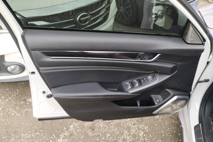 Used Honda Inspire 2022 260TURBO Elegant Edition Left Front Door Interior