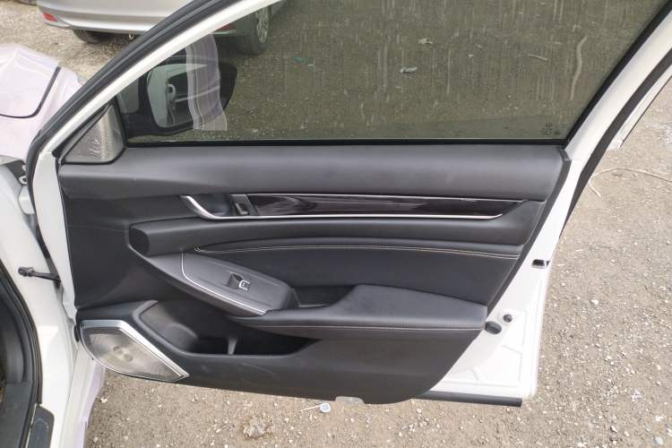 Used Honda Inspire 2022 260TURBO Elegant Edition Right Front Door Interior