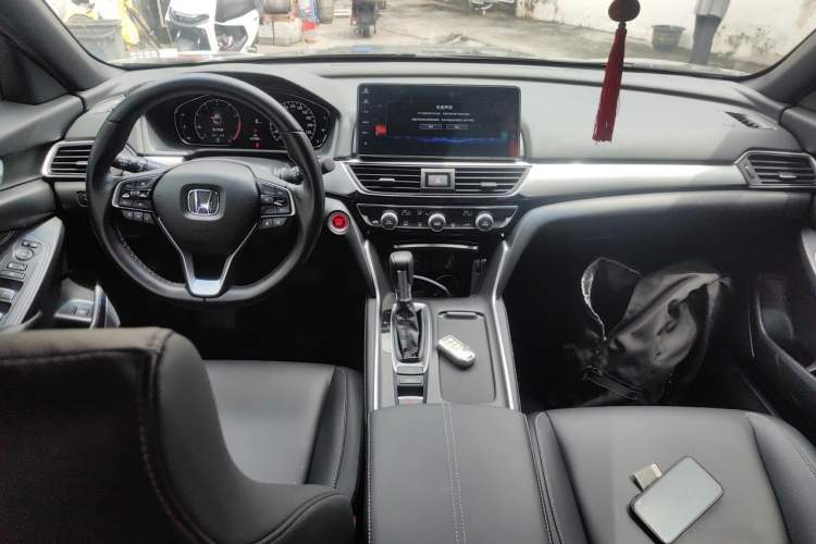Used Honda Inspire 2022 260TURBO Elegant Edition Center Console
