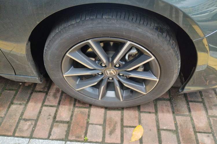 Used Honda Inspire 2022 260TURBO Elegant Edition Right Front Wheel Hub