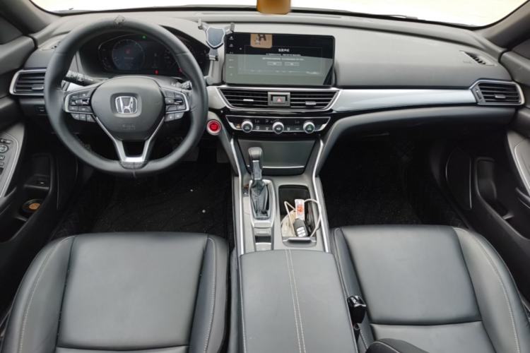Used Honda Inspire 2022 260TURBO Elegant Edition Center Console