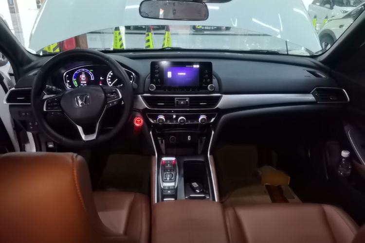 Used Honda Inspire 2022 Rui Hybrid 2.0L Jingzhi Edition Center Console