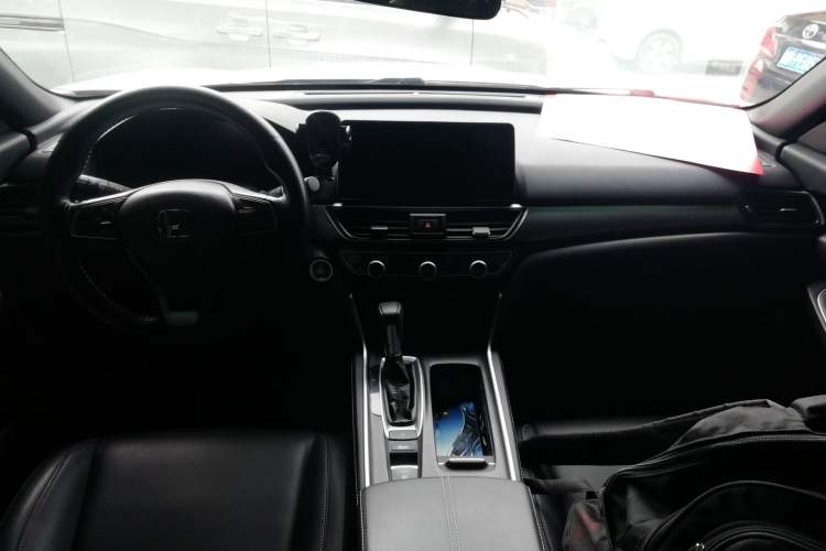 Used Honda Inspire 2022 260TURBO Elegant Edition Center Console