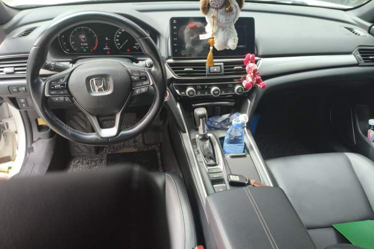 Used Honda Inspire 2022 260TURBO Elegant Edition Center Console