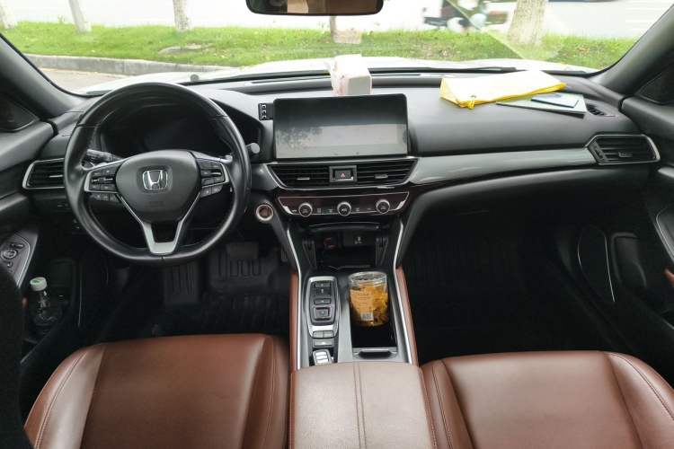 Used Honda Inspire 2022 Lingpai Hybrid 2.0L Pure Elegant Edition Center Console
