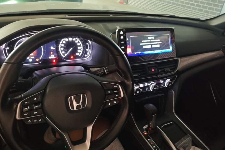 Used Honda Inspire 2022 260TURBO Elegant Edition Center Console