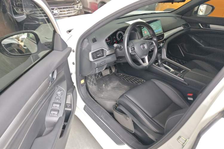 Used Honda Inspire 2022 260TURBO Elegant Edition Driver Seat