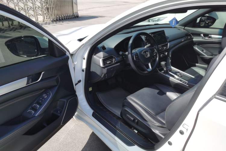 Used Honda Inspire 2022 260TURBO Elegant Edition Driver Seat