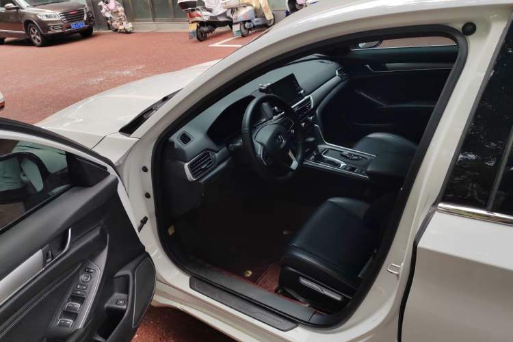 Used Honda Inspire 2022 260TURBO Elegant Edition Driver Seat