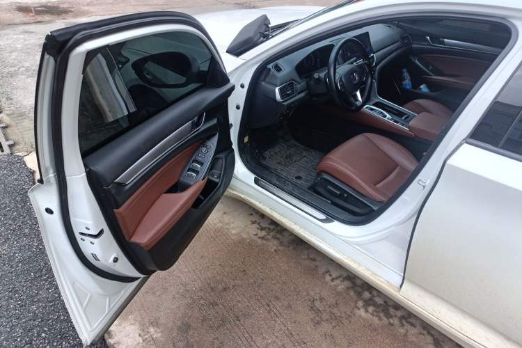 Used Honda Inspire 2022 Lingpai Hybrid 2.0L Pure Elegant Edition Driver Seat