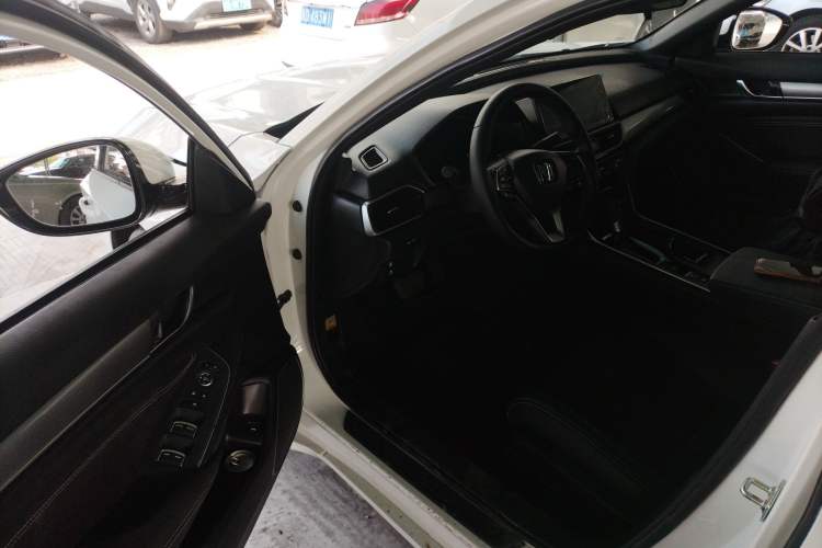 Used Honda Inspire 2022 260TURBO Elegant Edition Driver Seat