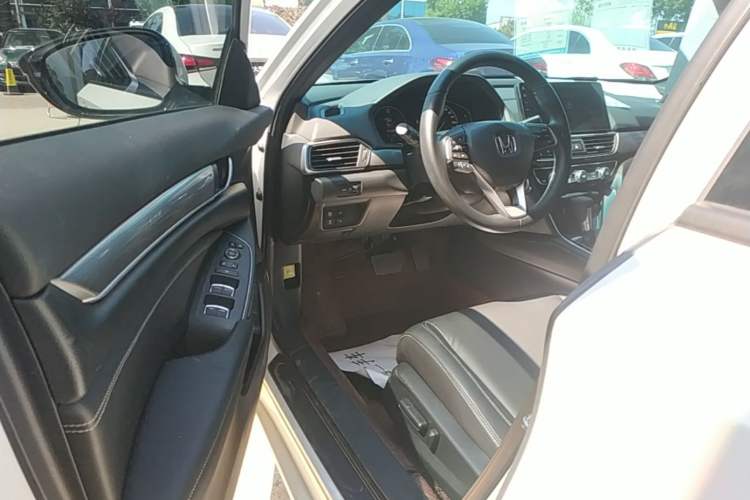 Used Honda Inspire 2022 260TURBO Elegant Edition Driver Seat