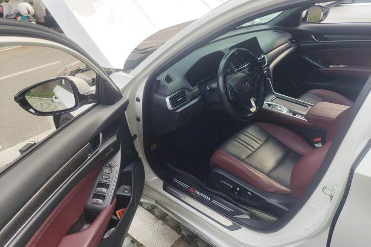 Used Honda Inspire 2022 Xing·Hybrid 2.0L Pure Edition Driver Seat