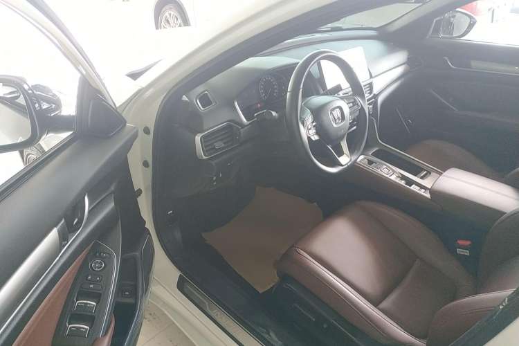 Used Honda Inspire 2022 Lingpai Hybrid 2.0L Pure Elegant Edition Driver Seat