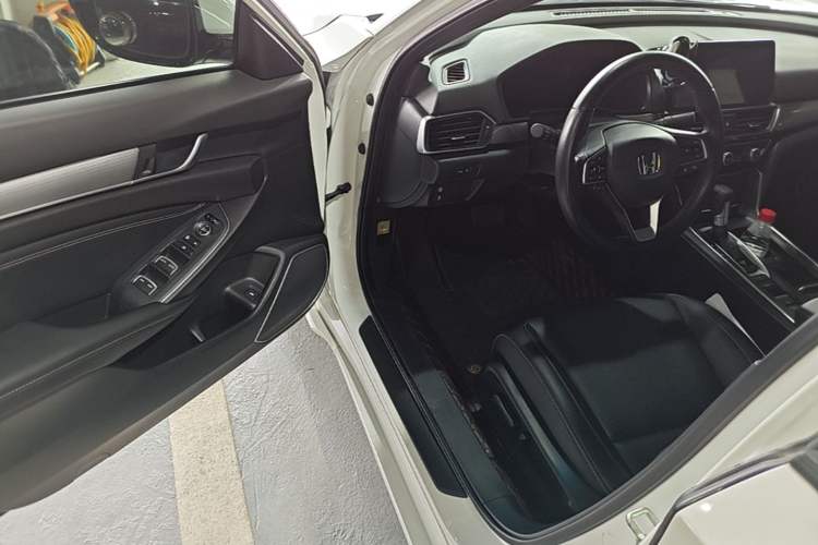 Used Honda Inspire 2022 260TURBO Elegant Edition Driver Seat