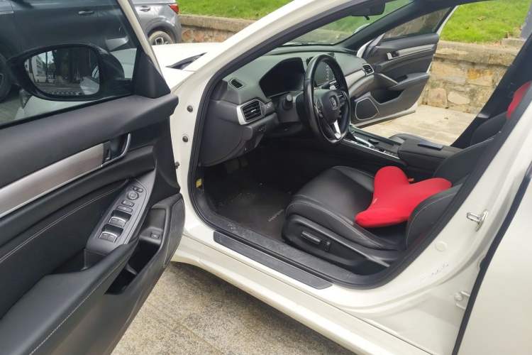 Used Honda Inspire 2022 260TURBO Elegant Edition Driver Seat