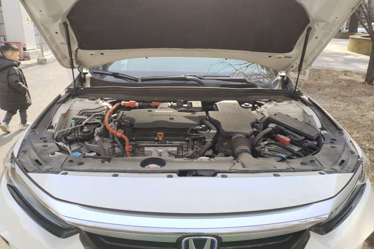 Used Honda Inspire 2022 Xing·Hybrid 2.0L Pure Edition Engine Bay