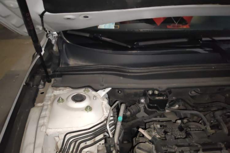 Used Honda Inspire 2022 260TURBO Jingyue Version Engine Bay Right