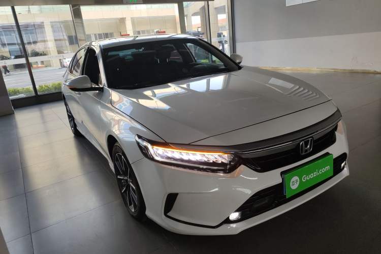 Used Honda Inspire 2022 260TURBO Elegant Edition Front Right 45 Deg
