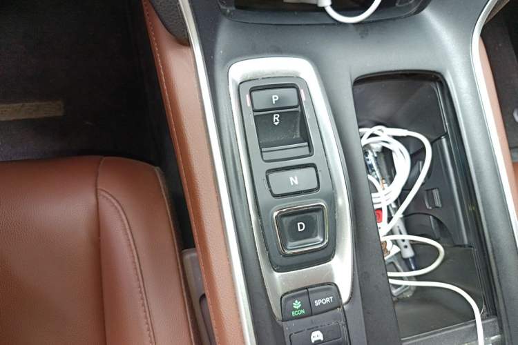 Used Honda Inspire 2022 Lingpai Hybrid 2.0L Pure Elegant Edition Gear Lever