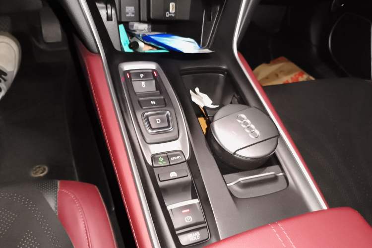 Used Honda Inspire 2022 Xing·Hybrid 2.0L Pure Edition Gear Lever