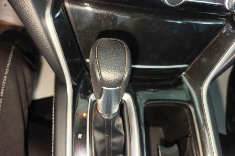 Used Honda Inspire 2022 260TURBO Elegant Edition Gear Lever