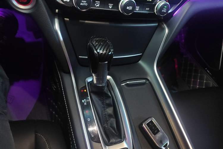 Used Honda Inspire 2022 260TURBO Elegant Edition Gear Lever