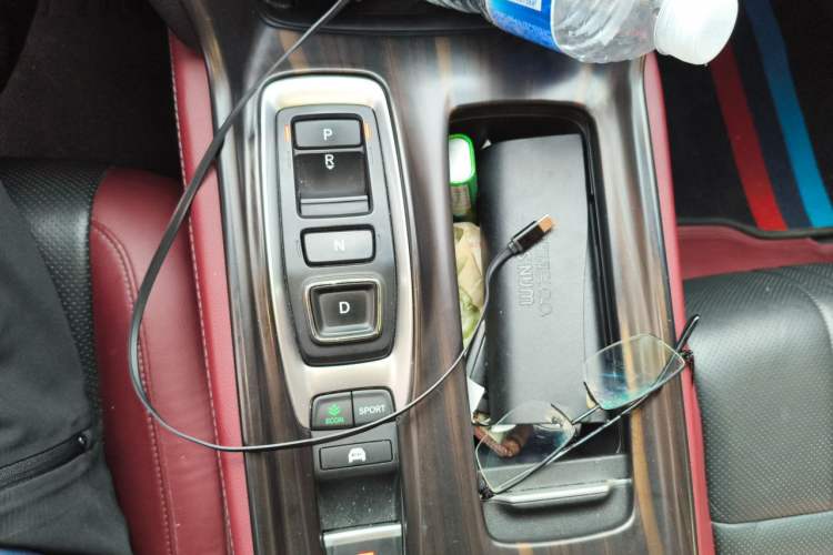 Used Honda Inspire 2022 Xing·Hybrid 2.0L Pure Edition Gear Lever