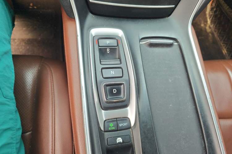 Used Honda Inspire 2022 Xing·Hybrid 2.0L Pure Edition Gear Lever