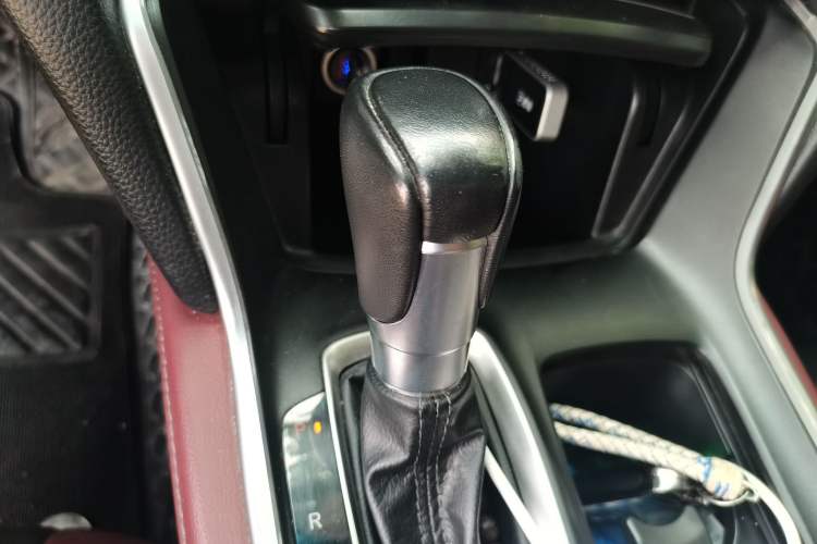 Used Honda Inspire 2022 260TURBO Jingyue Version Gear Lever